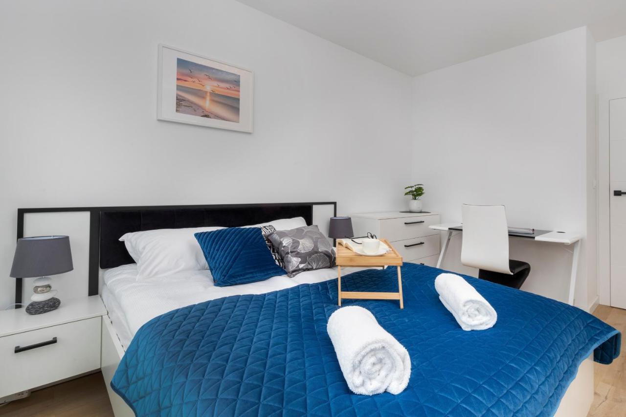 Plac Unii Apartment Gdynia By Noclegi Renters Esterno foto