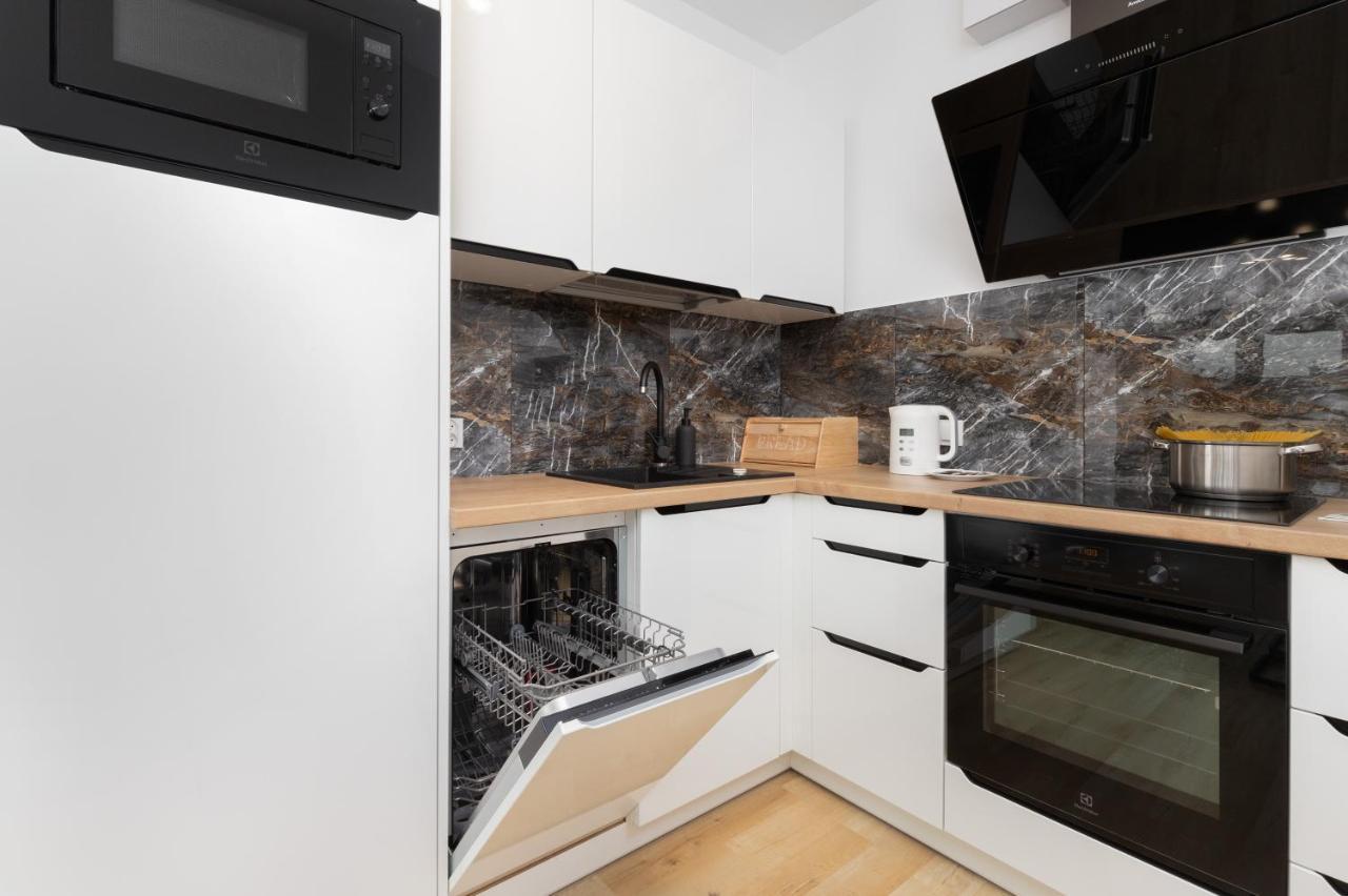 Plac Unii Apartment Gdynia By Noclegi Renters Esterno foto
